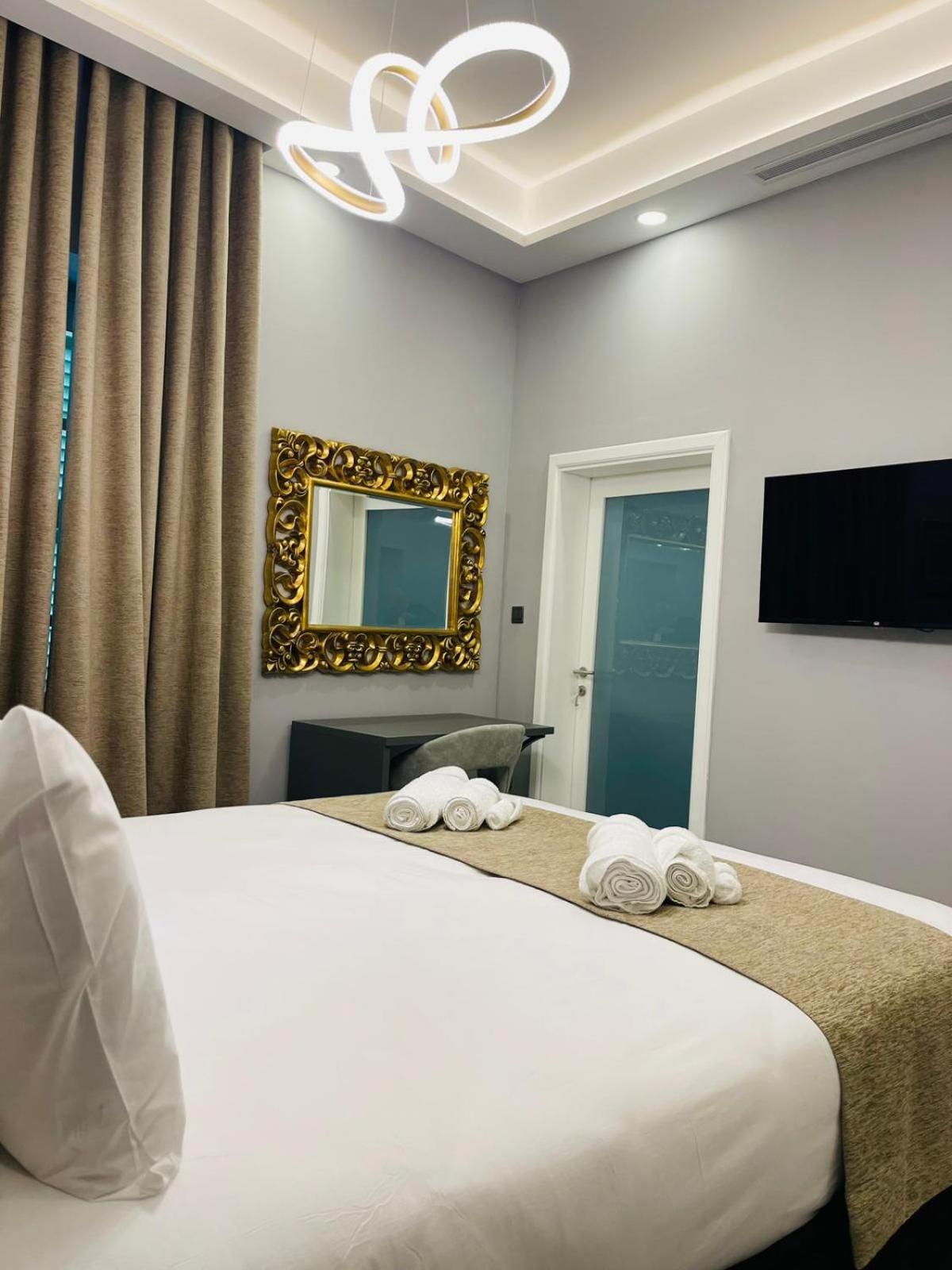 Howard House Hotel Мдіна Екстер'єр фото